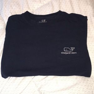 navy vineyard vines t-shirt